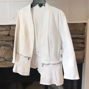 Women’s white jacket